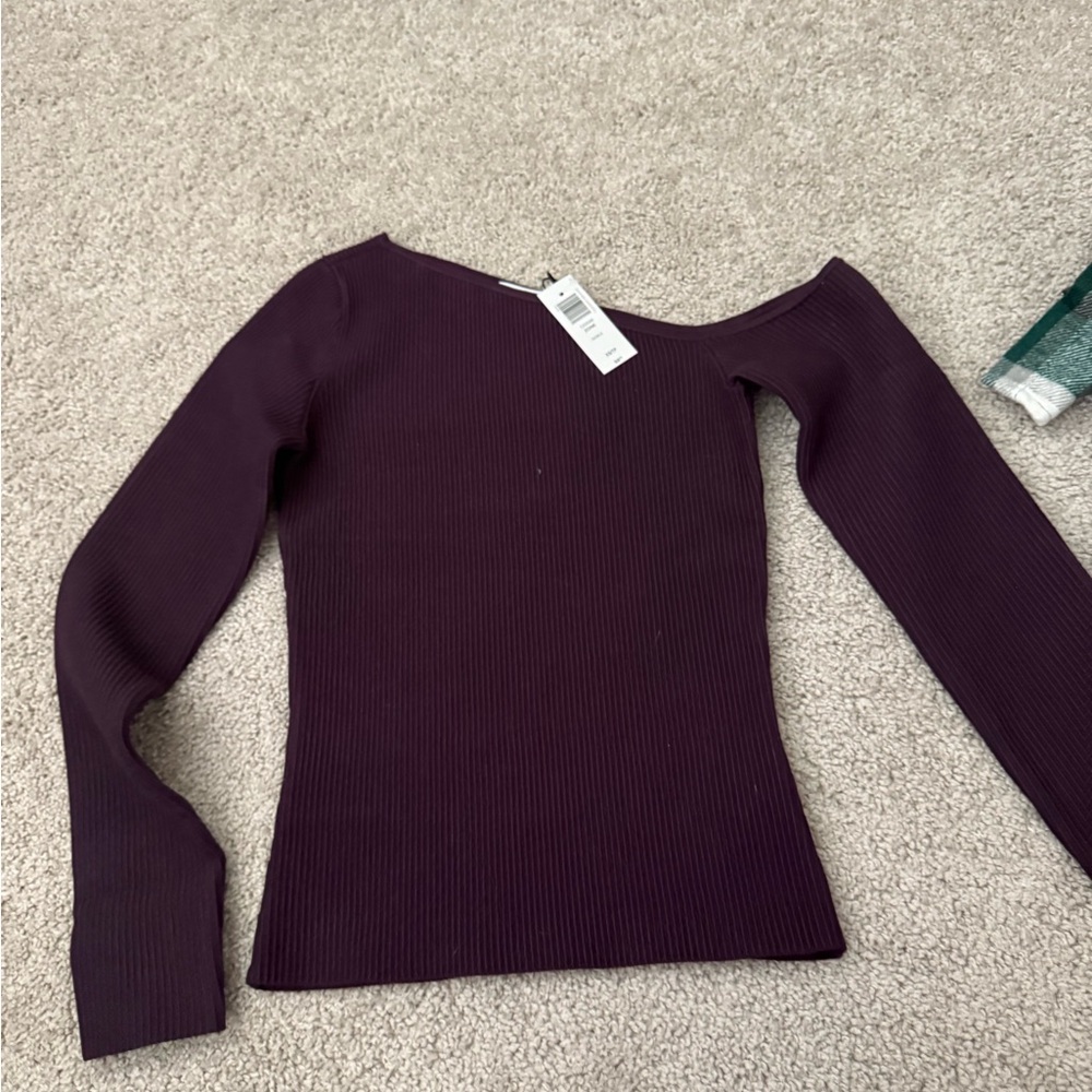Aritzia Babaton Ribbed Purple Top